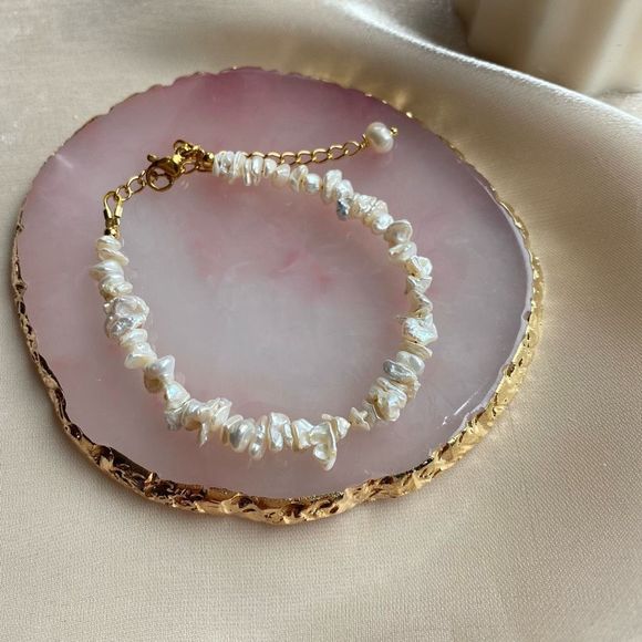 Jewelry - Genuine Freshwater Crushed Baroque Pearl Bracelet